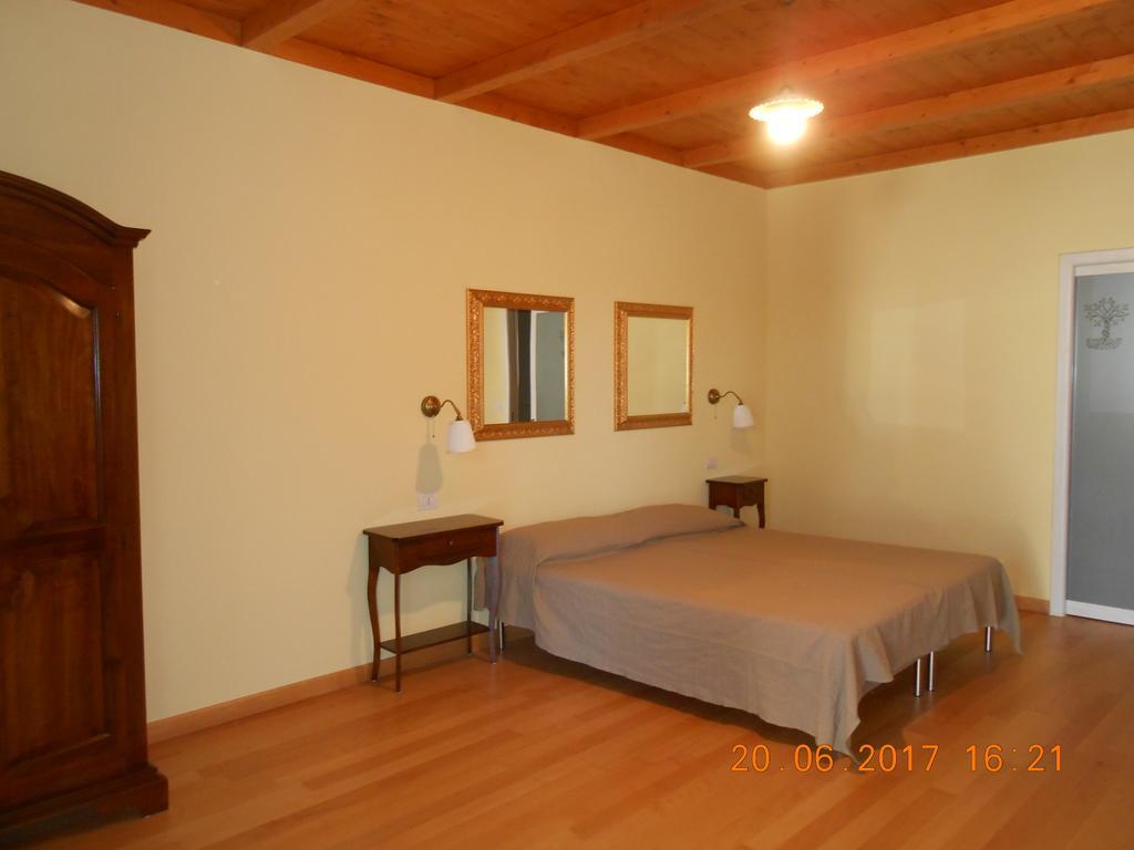 הוילה Toritto Agriturismo Armienti מראה חיצוני תמונה